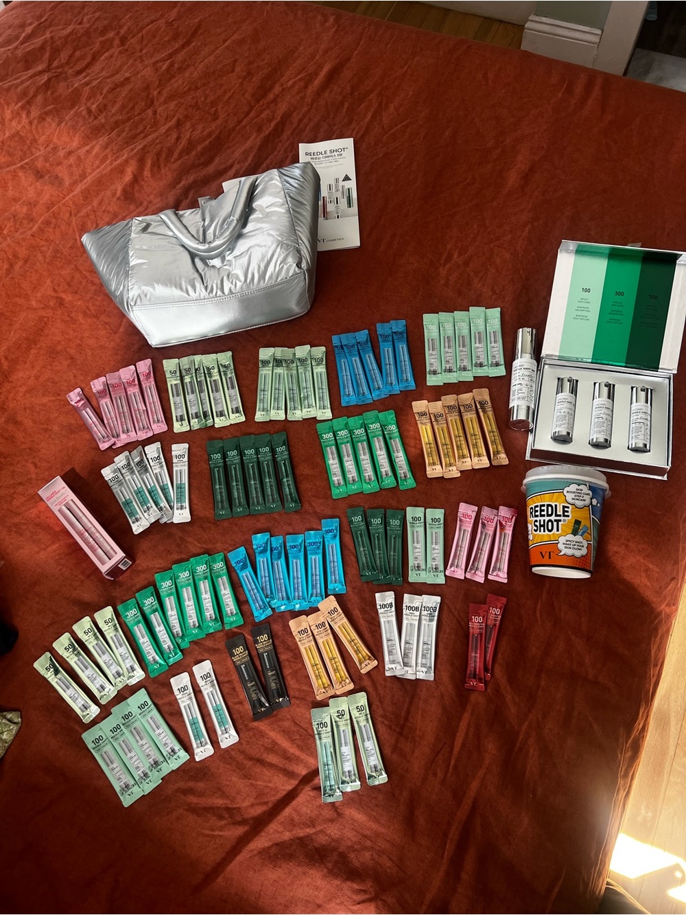 VT Cosmetics Reedle Shot Mega Bundle + Silver Bag